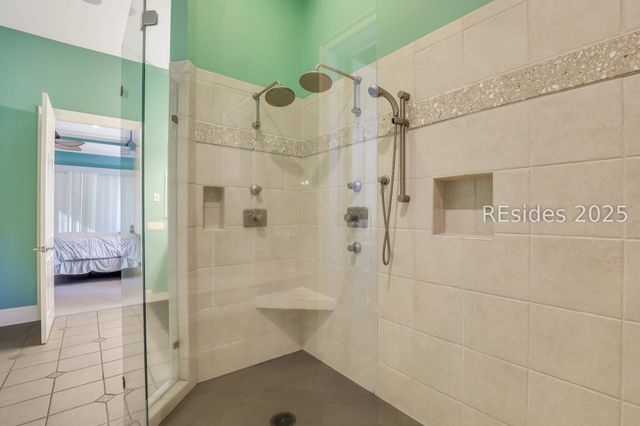 82 South Shore Dr, Hilton Head Island, SC 29928