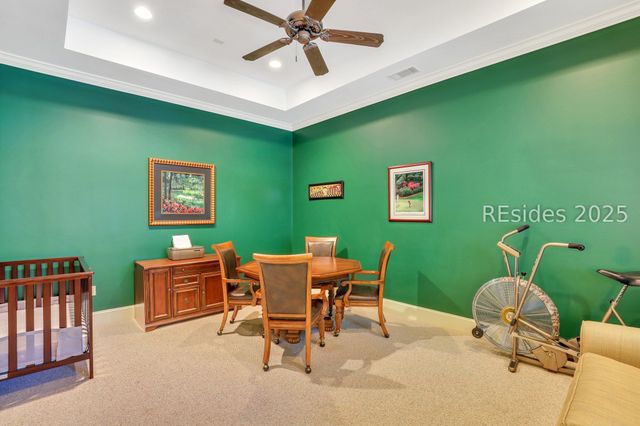 82 South Shore Dr, Hilton Head Island, SC 29928