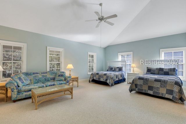 82 South Shore Dr, Hilton Head Island, SC 29928