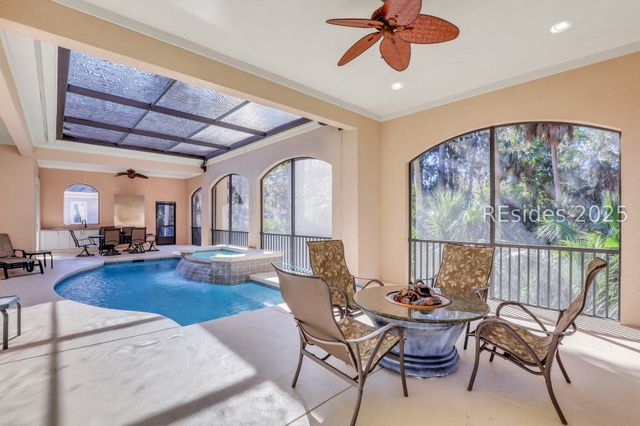 82 South Shore Dr, Hilton Head Island, SC 29928