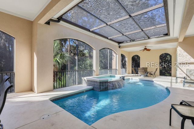 82 South Shore Dr, Hilton Head Island, SC 29928