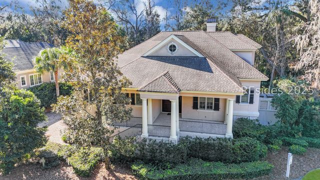 82 South Shore Dr, Hilton Head Island, SC 29928