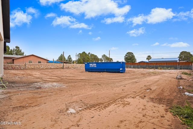 236 Nooch Road, Socorro, TX 79927