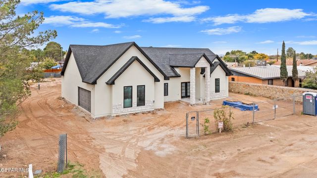 236 Nooch Road, Socorro, TX 79927