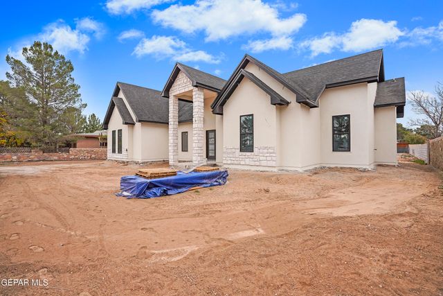 236 Nooch Road, Socorro, TX 79927