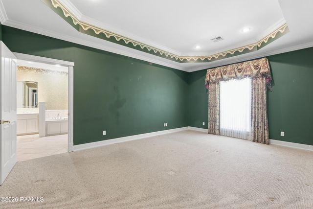 1153 Bear Creek Circle, Breaux Bridge, LA 70517