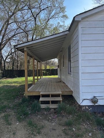 138 Natcor Dr, Dover, TN 37058