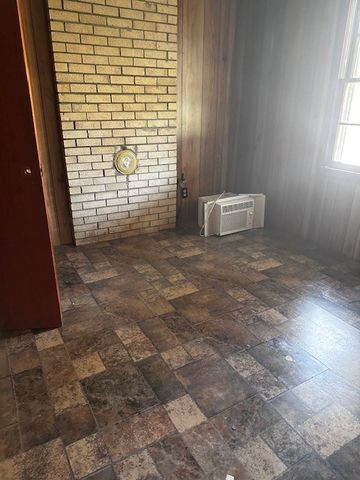 138 Natcor Dr, Dover, TN 37058