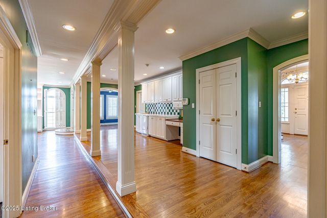 3976 Shelbyville Rd, Shelbyville, KY 40065