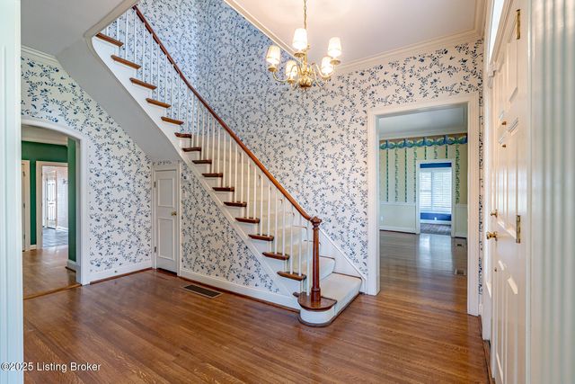 3976 Shelbyville Rd, Shelbyville, KY 40065