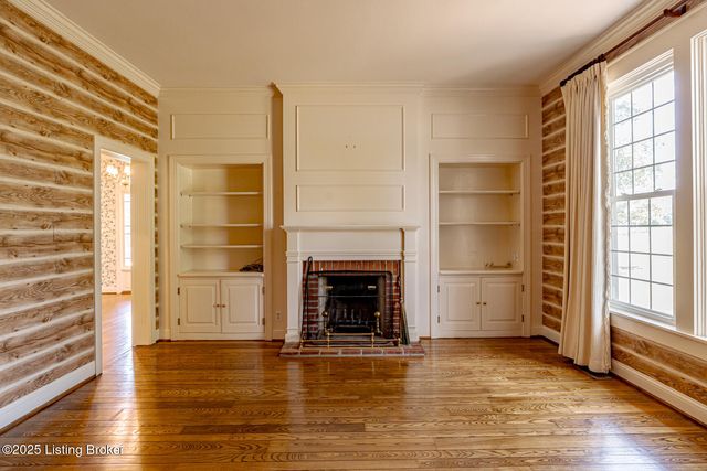 3976 Shelbyville Rd, Shelbyville, KY 40065