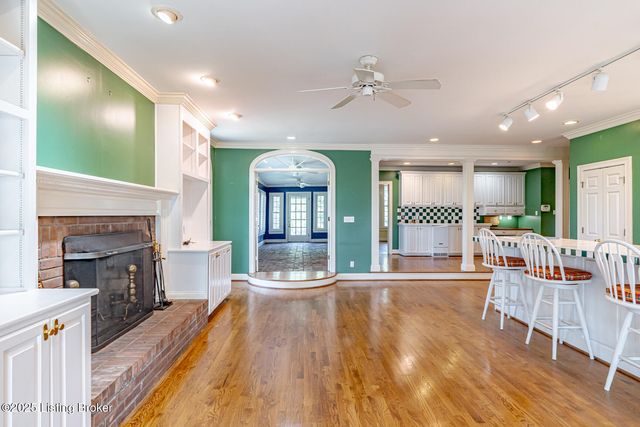 3976 Shelbyville Rd, Shelbyville, KY 40065