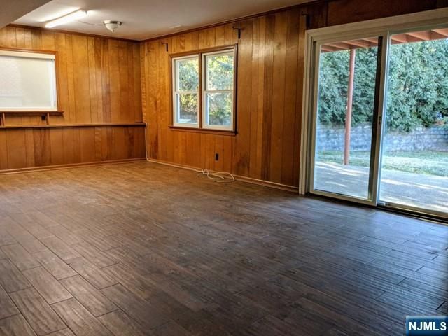 18 Van Wagoner Drive, Englewood Cliffs, NJ 07632