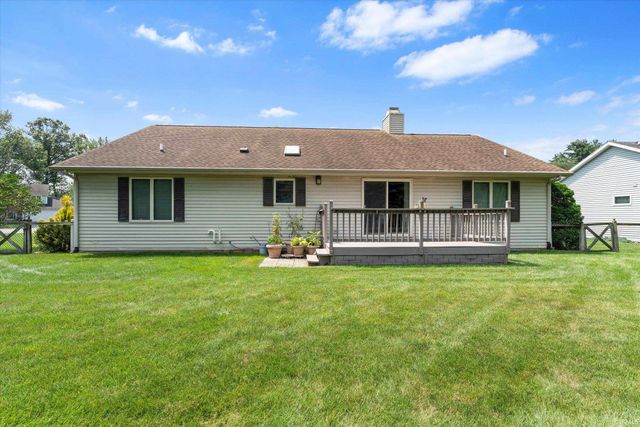 53178 Fiddlehead Court, South Bend, IN 46637