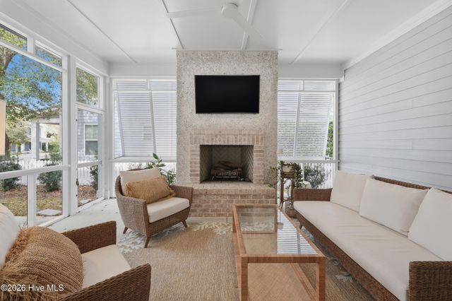 1049 Anchors Bend Way, Wilmington, NC 28411