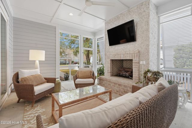 1049 Anchors Bend Way, Wilmington, NC 28411