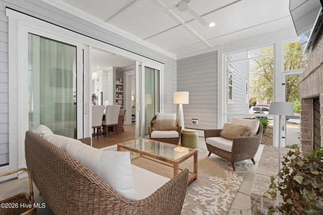 1049 Anchors Bend Way, Wilmington, NC 28411