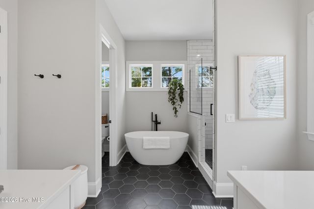 1049 Anchors Bend Way, Wilmington, NC 28411