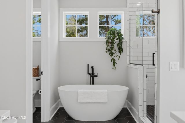 1049 Anchors Bend Way, Wilmington, NC 28411