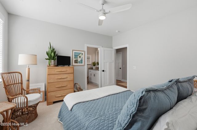 1049 Anchors Bend Way, Wilmington, NC 28411