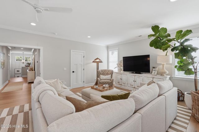 1049 Anchors Bend Way, Wilmington, NC 28411