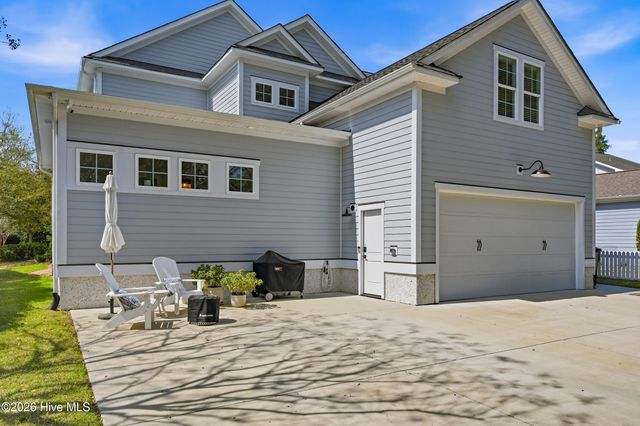 1049 Anchors Bend Way, Wilmington, NC 28411