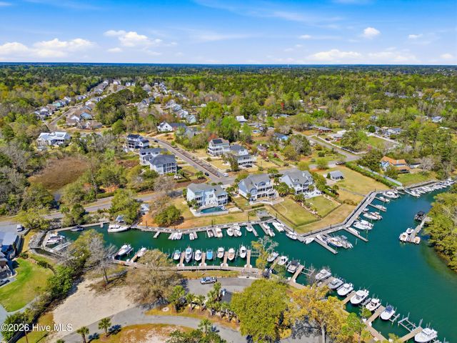 1049 Anchors Bend Way, Wilmington, NC 28411