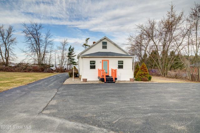 4834 State Highway 30, Amsterdam, NY 12010