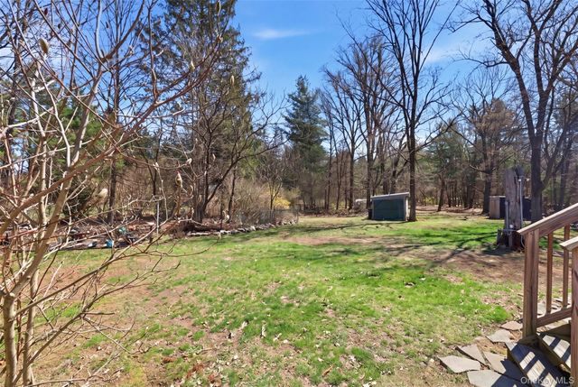 944 Us Route 209, Cuddebackville, NY 12729