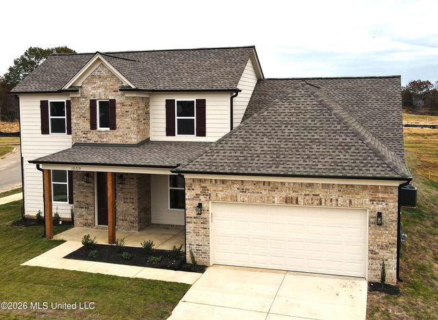 161 Centerline Roper Loop, Byhalia, MS 38611