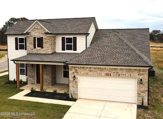 161 Centerline Roper Loop, Byhalia, MS 38611