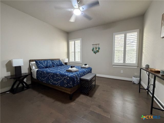 3891 Potters Creek Road, Canyon Lake, TX 78133