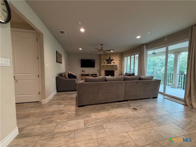 3891 Potters Creek Road, Canyon Lake, TX 78133