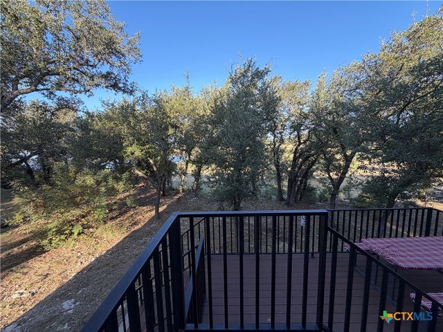 3891 Potters Creek Road, Canyon Lake, TX 78133