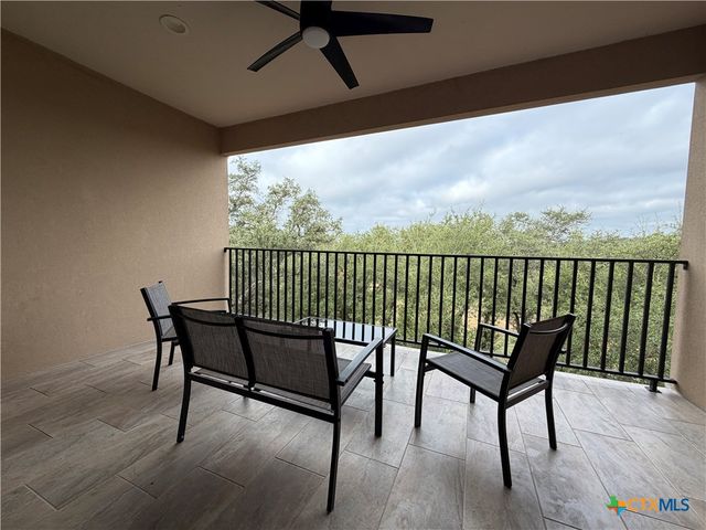 3891 Potters Creek Road, Canyon Lake, TX 78133