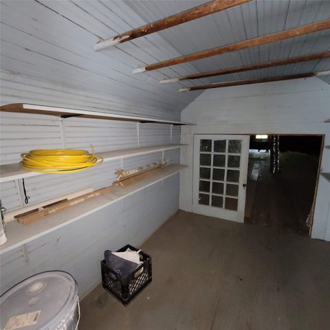 1325 W 13th Avenue, Corsicana, TX 75110