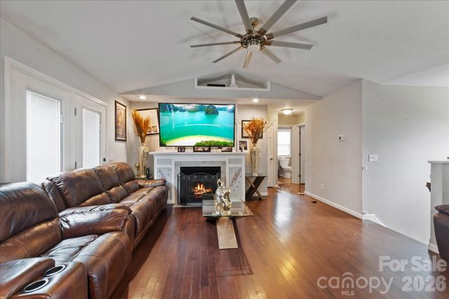 1223 Deer Park Road, Nebo, NC 28761