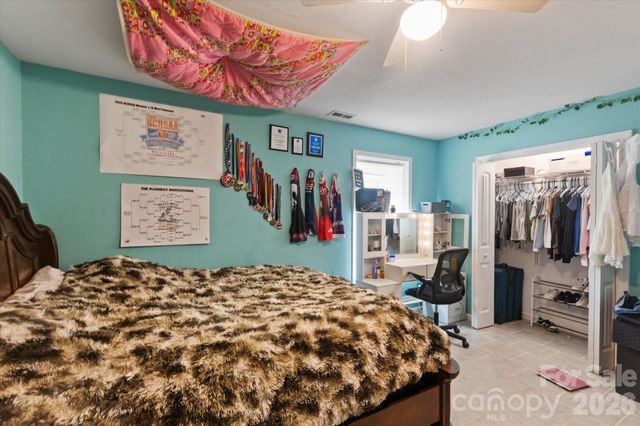 1223 Deer Park Road, Nebo, NC 28761