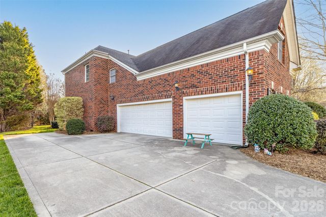 2905 Blackburn Drive, Waxhaw, NC 28173