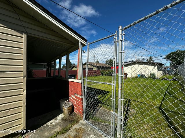 109 E Harvard Avenue, Anchorage, AK 99501