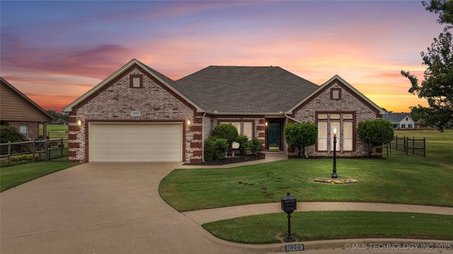 10209 E 89th Street N, Owasso, OK 74055