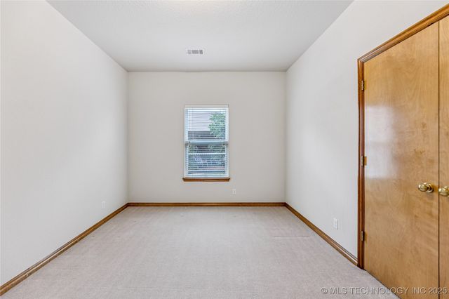 10209 E 89th Street N, Owasso, OK 74055