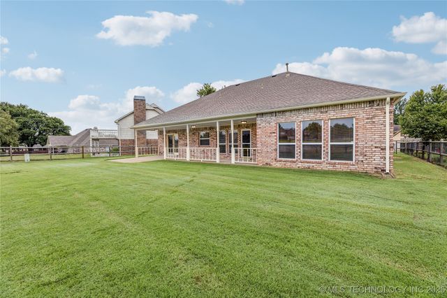 10209 E 89th Street N, Owasso, OK 74055