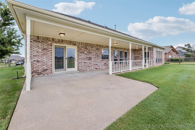 10209 E 89th Street N, Owasso, OK 74055