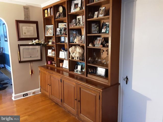 7400 MALVERN AVE, Philadelphia, PA 19151