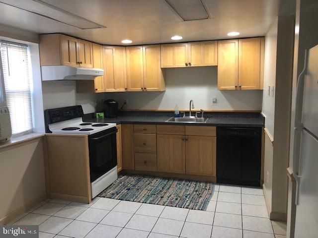 7400 MALVERN AVE, Philadelphia, PA 19151