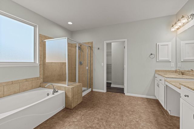 209 Stoney Pointe Drive, Hollister, MO 65672