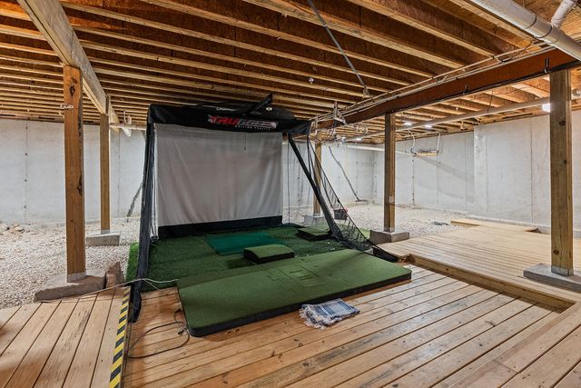 209 Stoney Pointe Drive, Hollister, MO 65672