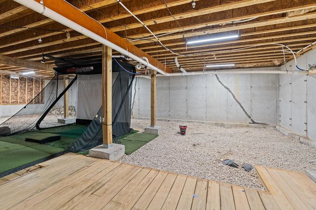 209 Stoney Pointe Drive, Hollister, MO 65672