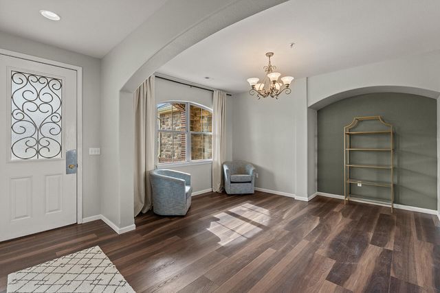 209 Stoney Pointe Drive, Hollister, MO 65672